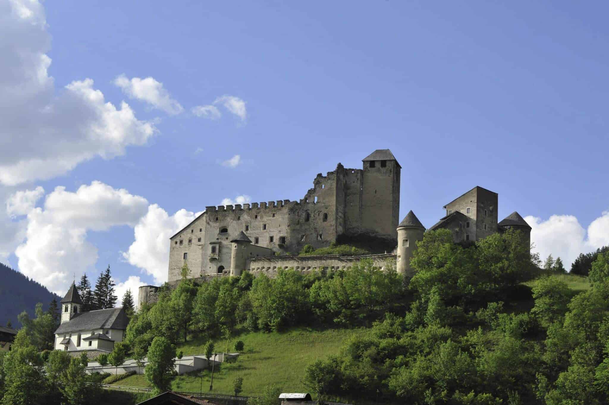 The heimfels castle